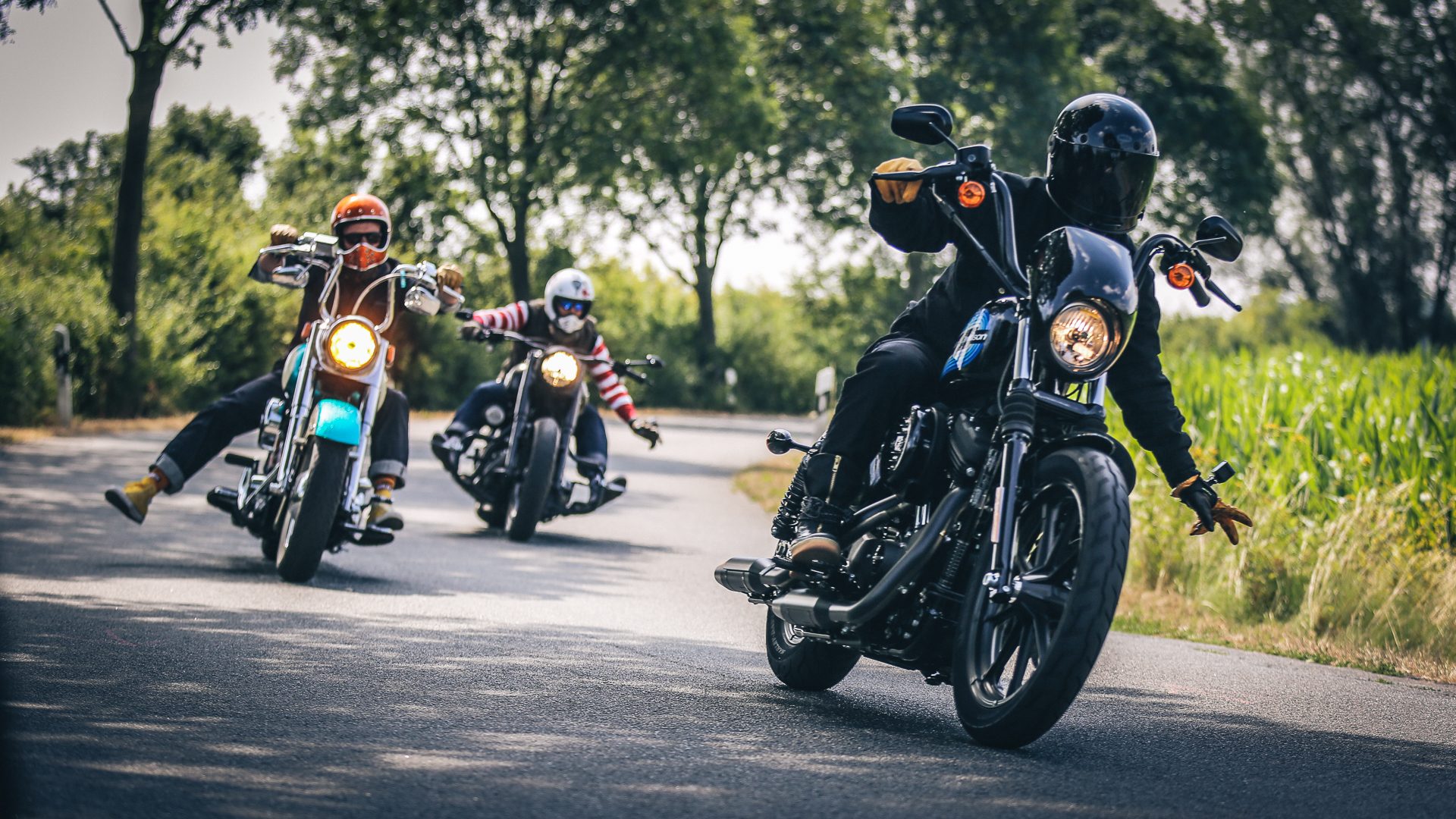 why motorcycle handlebars pull to one side 1 موتورمن